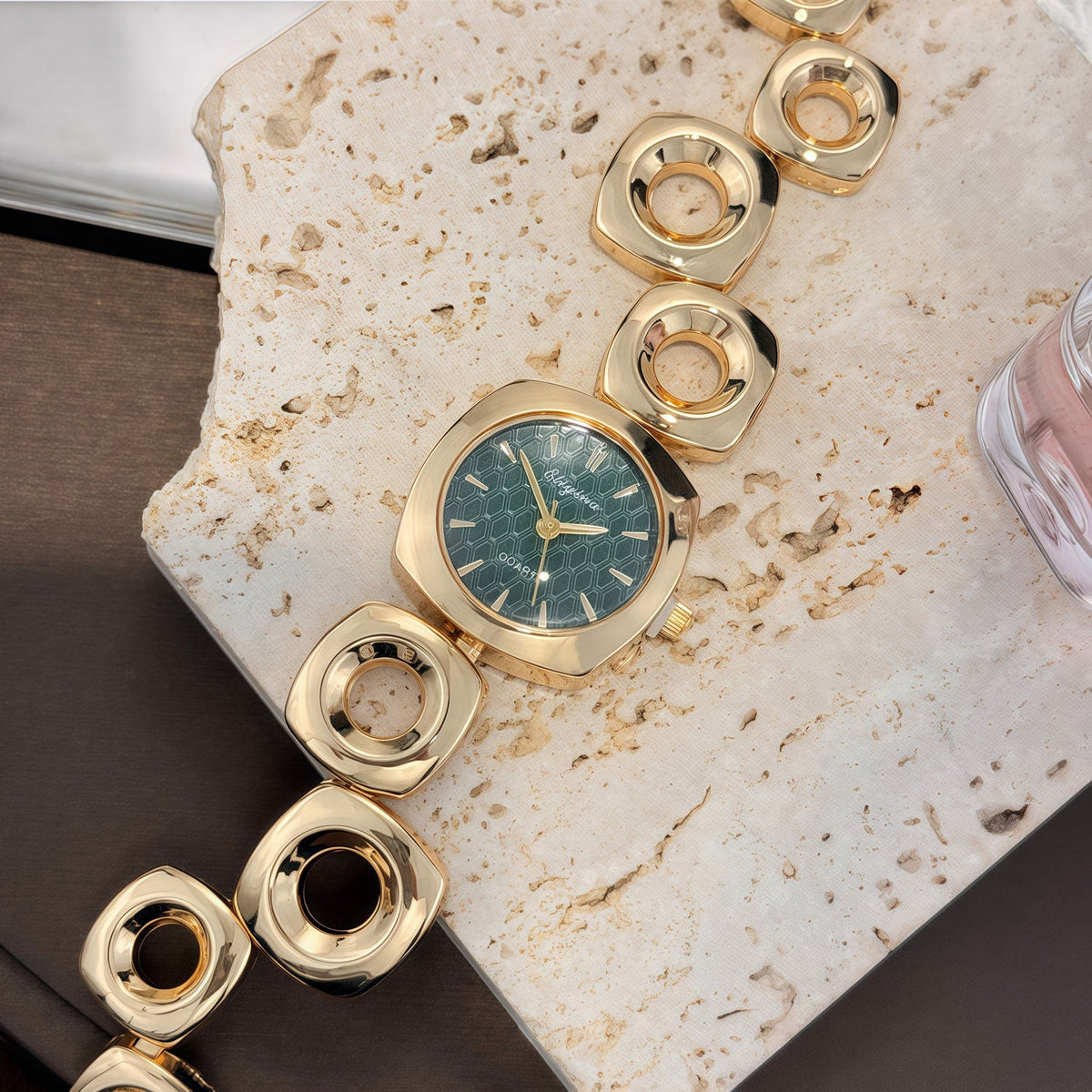 Chic Hollow Geometric Bracelet Watch