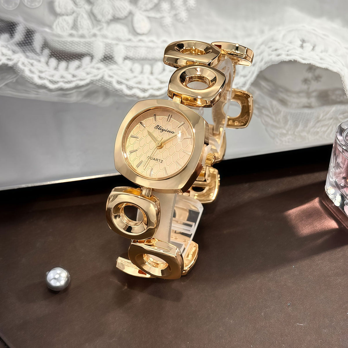 Chic Hollow Geometric Bracelet Watch