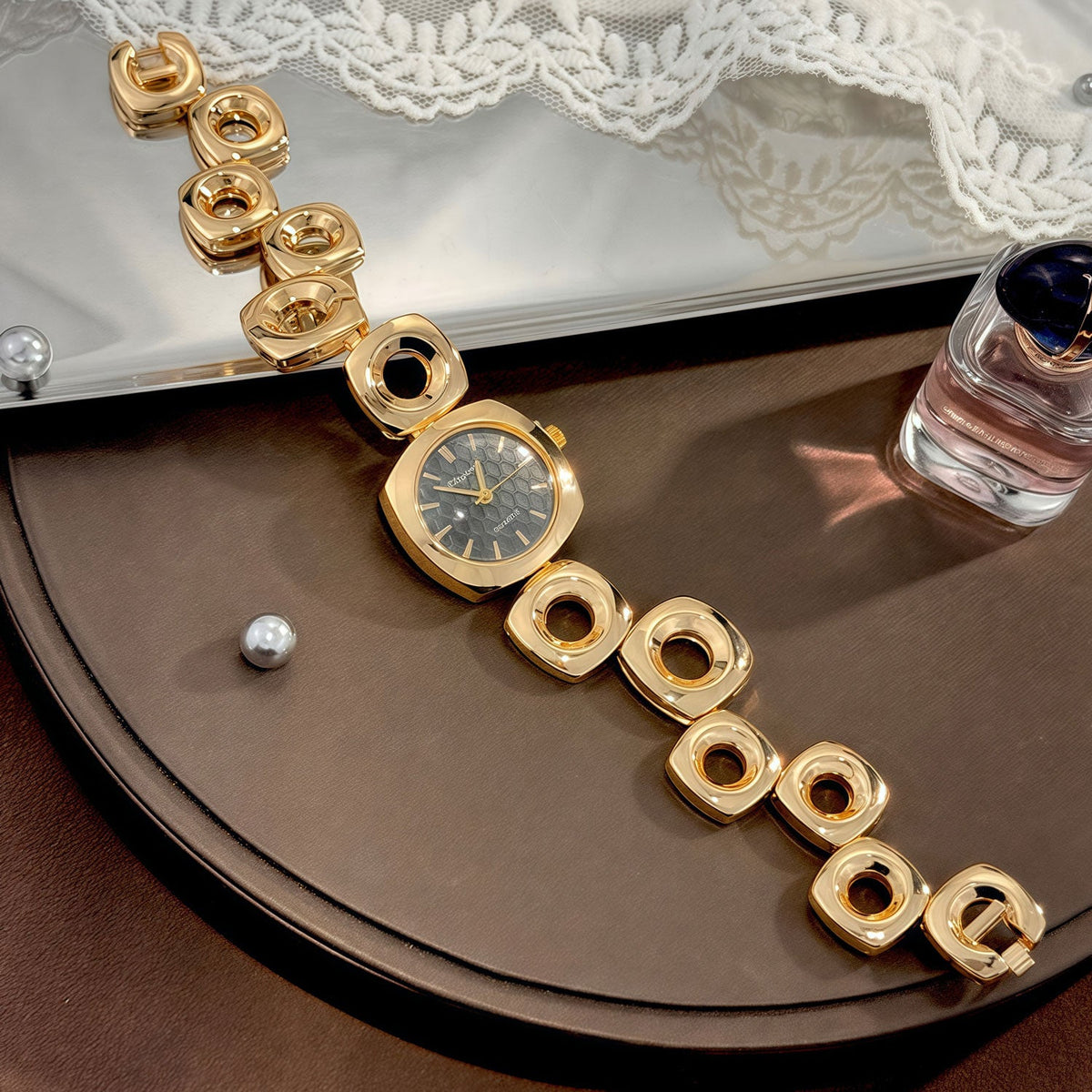 Chic Hollow Geometric Bracelet Watch