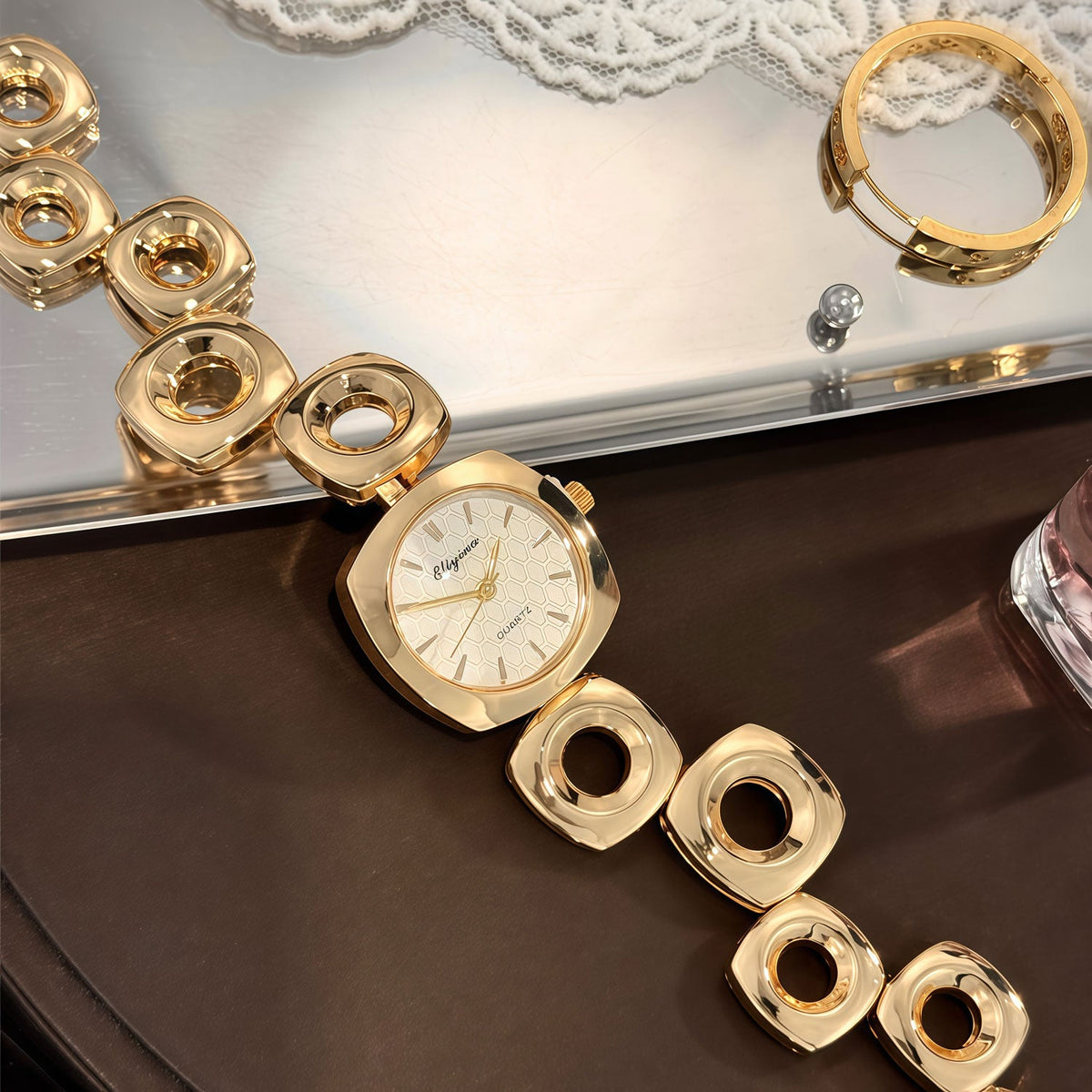 Chic Hollow Geometric Bracelet Watch